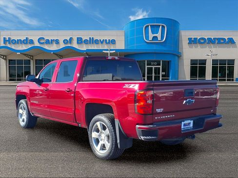 Used 2018 Chevrolet Silverado 1500 LT w/ All Star Edition image 3