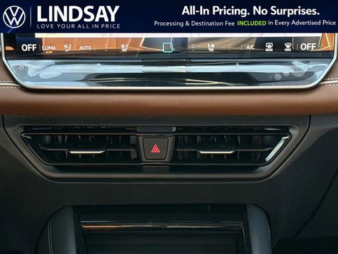 New 2026 Volkswagen Tiguan SEL R-Line AWD/4WD image 14
