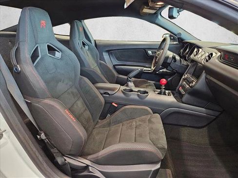 Used 2016 Ford Mustang Shelby GT350R w/ GT350R Equipment Group 920A image 19