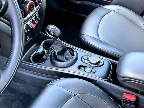 Used 2019 MINI Cooper Countryman FWD image 18
