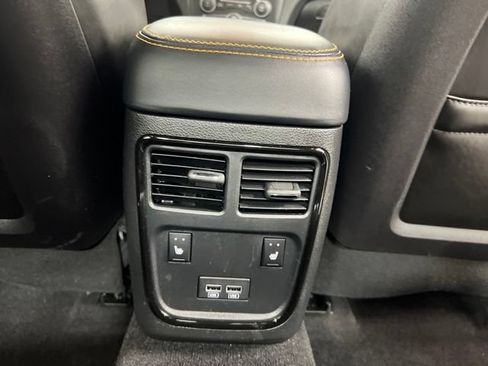 Used 2022 Dodge Charger Scat Pack RWD image 24