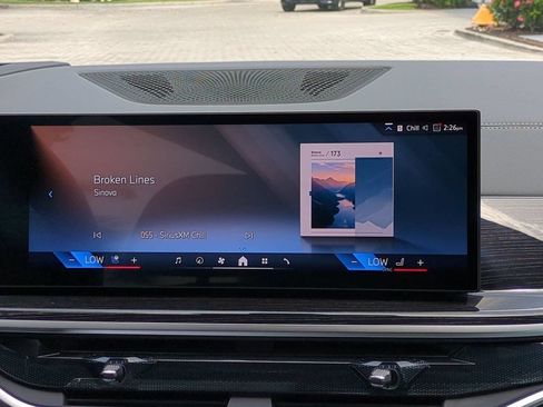 New 2027 BMW X7 xDrive40i w/ Executive Package AWD/4WD image 18