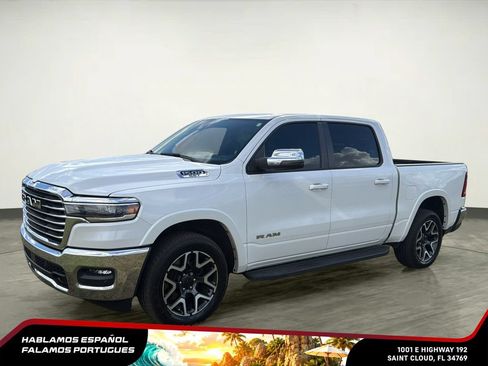 Used 2025 RAM 1500 Laramie AWD/4WD image 2