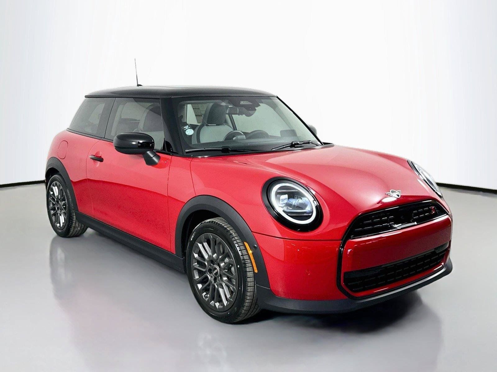 Used 2025 MINI Cooper S FWD image 3
