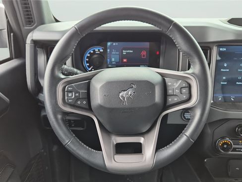Used 2024 Ford Bronco Black Diamond AWD/4WD image 12