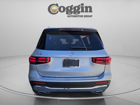 Used 2026 Mercedes-Benz GLB 250 image 5