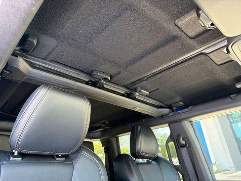 Used 2024 Ford Bronco Raptor w/ Interior Carbon Fiber Pack 6 AWD/4WD image 14