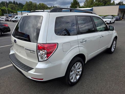 Used 2012 Subaru Forester 2.5X Premium image 7