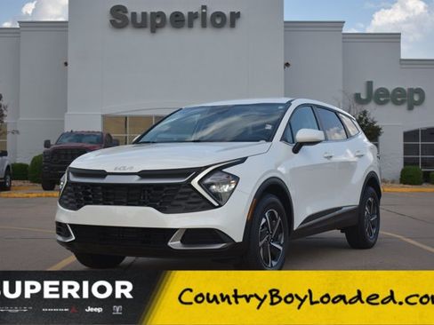 Used 2023 Kia Sportage LX AWD/4WD image 1