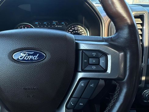 Used 2019 Ford F150 Limited w/ Trailer Tow Package image 12