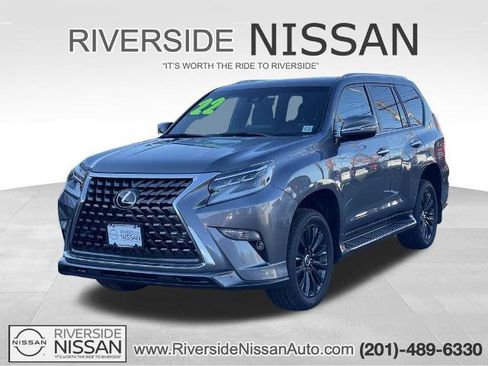 Used 2022 Lexus GX 460 Premium w/ Accessory Package image 1