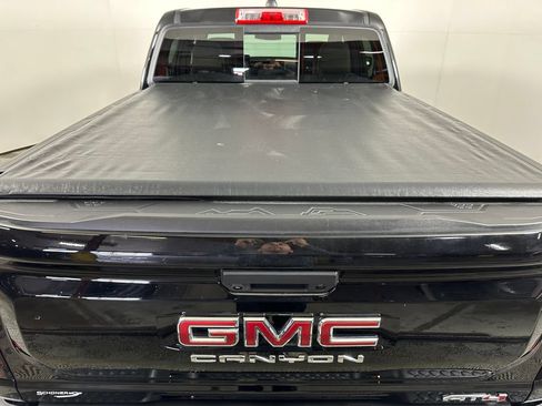 Used 2024 GMC Canyon AT4 w/ Technology Package AWD/4WD image 27