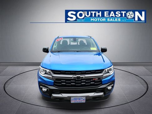 Used 2021 Chevrolet Colorado Z71 AWD/4WD image 3