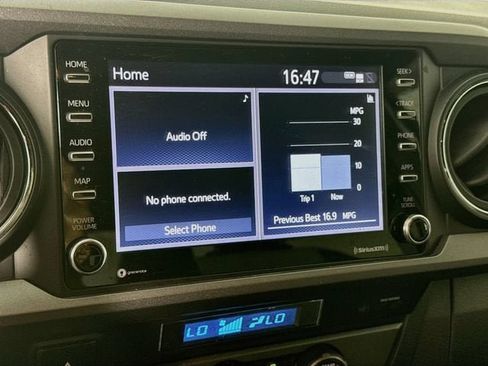 Certified 2022 Toyota Tacoma TRD Off-Road w/ Technology Package RWD image 16