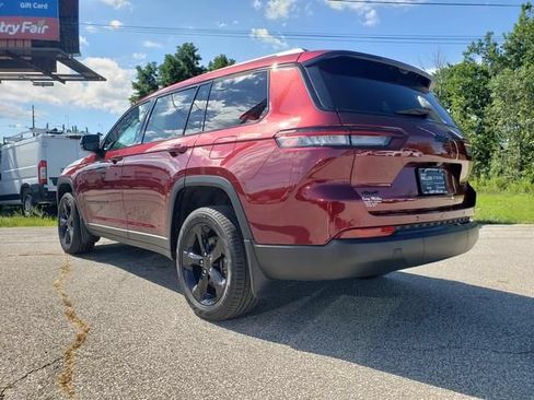Used 2025 Jeep Grand Cherokee L Limited w/ Luxury Tech Group II AWD/4WD image 6