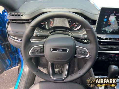 New 2025 Jeep Compass Latitude w/ Altitude Special Edition image 17