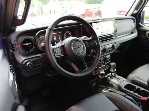 New 2026 Jeep Wrangler Unlimited Rubicon 392 w/ Quick Order Package 27X Moab AWD/4WD image 15