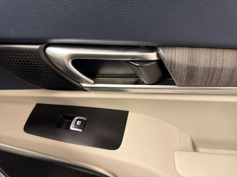 Used 2023 Kia Telluride SX image 36