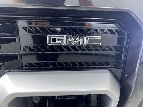 Certified 2025 GMC Hummer EV 3X AWD/4WD image 32