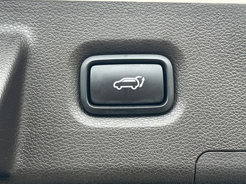 Used 2019 Hyundai Santa Fe Limited image 20