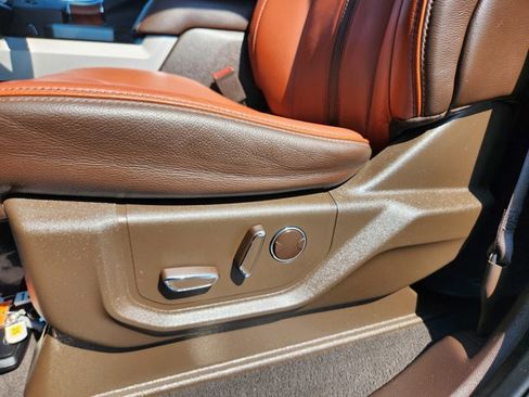 Used 2022 Ford F250 King Ranch w/ Chrome Package image 27