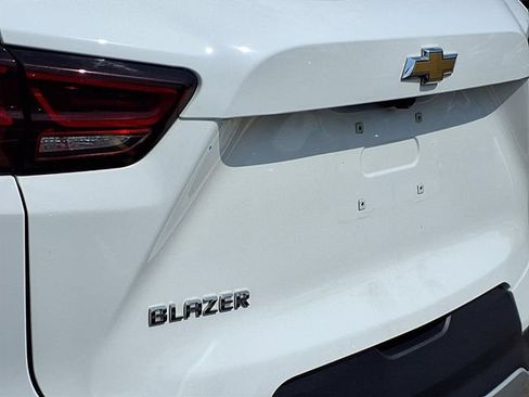Used 2023 Chevrolet Blazer LT w/ Convenience Package FWD image 24