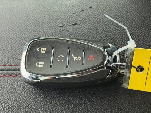 Used 2022 Chevrolet Equinox RS FWD image 30