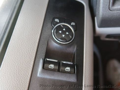 Used 2019 Ford F250 XL w/ Power Equipment Group RWD image 31