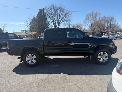 Used 2008 Toyota Tacoma PreRunner image 89