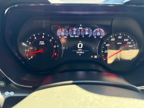 Used 2023 Chevrolet Camaro SS RWD image 16