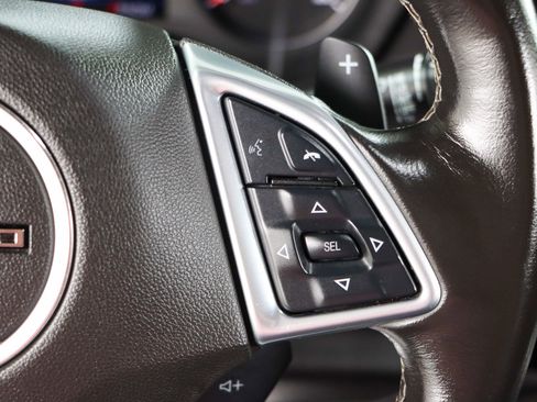 Used 2021 Chevrolet Camaro LT image 14