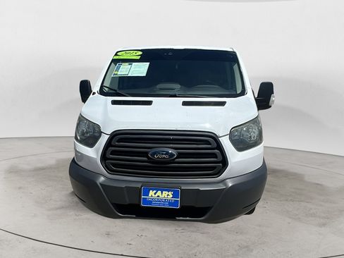 Used 2015 Ford Transit 250 130 Low Roof RWD image 2