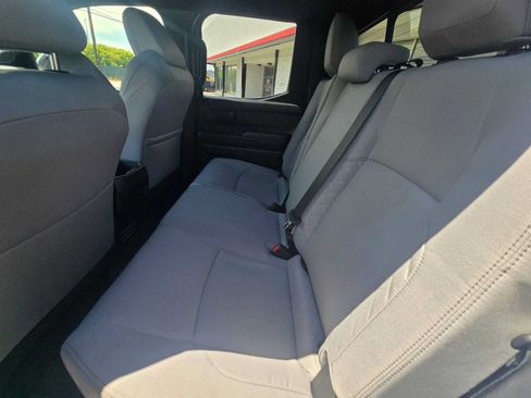 Used 2025 Toyota Tacoma SR5 AWD/4WD image 16