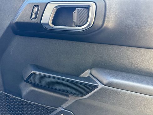 Used 2025 Ford Bronco Outer Banks image 20