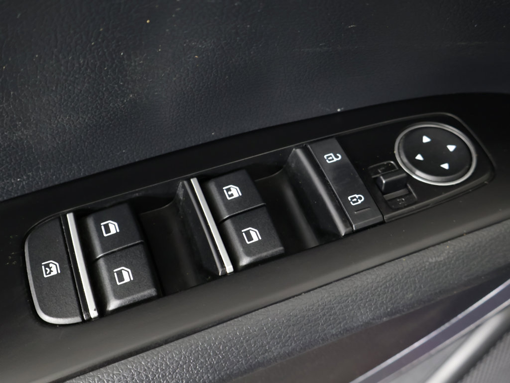 Used 2022 Kia Soul GT-Line FWD image 35