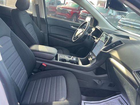 Used 2024 Ford Edge SE w/ Black Appearance Package AWD/4WD image 29