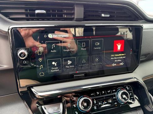 Used 2022 GMC Sierra 1500 AT4 w/ AT4 Preferred Package image 19