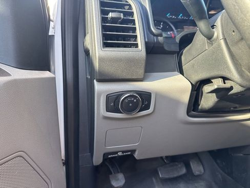 Used 2020 Ford F450 XL w/ Power Equipment Group image 8