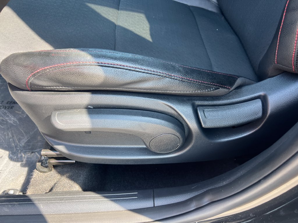 Certified 2023 Kia Soul GT-Line FWD image 11