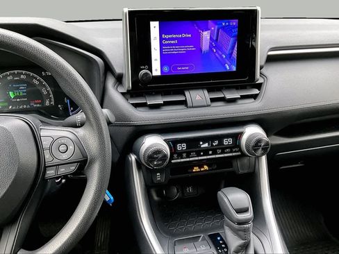 Certified 2025 Toyota RAV4 LE AWD/4WD image 7