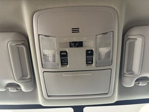 Used 2016 Toyota RAV4 XLE image 18