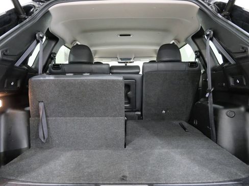 Used 2024 Mitsubishi Outlander SE image 27