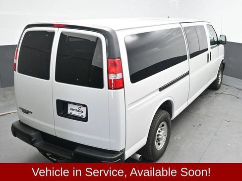 Used 2024 Chevrolet Express 3500 LS RWD image 28