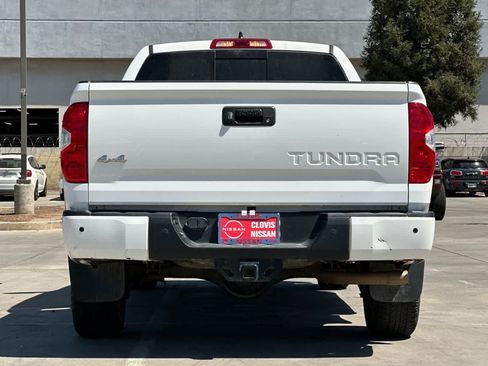 Used 2020 Toyota Tundra SR5 w/ SR5 Convenience Package AWD/4WD image 8