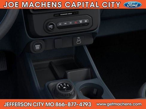 New 2025 Ford Maverick Lobo image 17