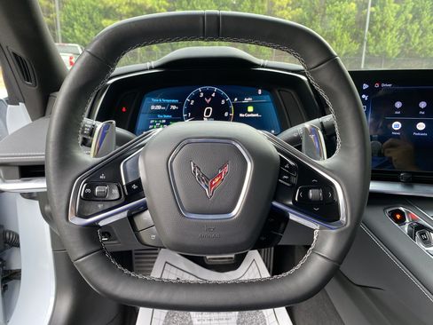 Used 2024 Chevrolet Corvette Stingray Coupe w/ Z51 Performance Package RWD image 18
