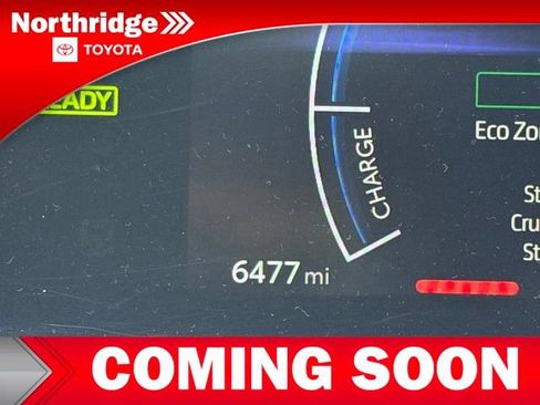 Used 2025 Toyota Camry SE w/ Convenience Package FWD image 10