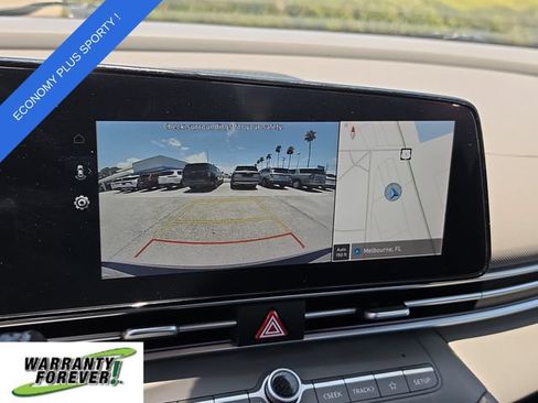 Used 2024 Hyundai Elantra SEL FWD image 22