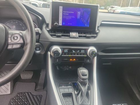 Certified 2024 Toyota RAV4 XLE image 24