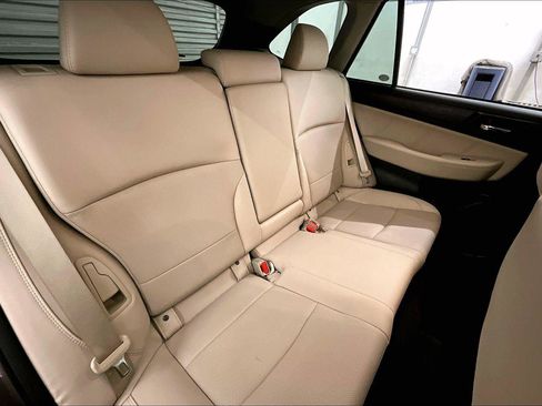 Used 2019 Subaru Outback 2.5i Limited image 26